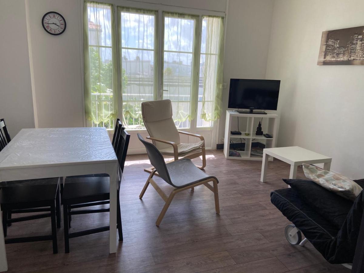 Appartement Des Tilleuls 1 Er Etage Royan Buitenkant foto